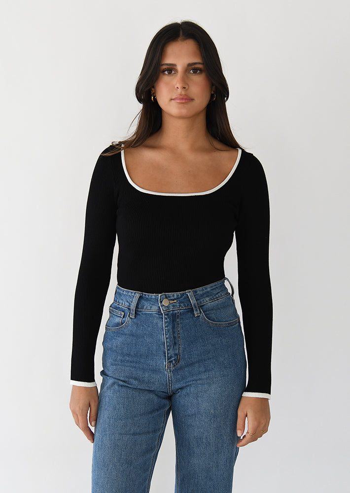 Contrast trim sweater with square neck