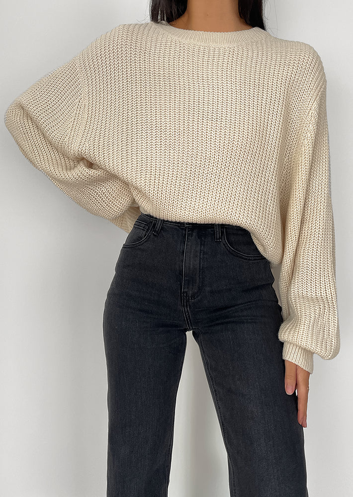 Oversize round neck jumper in beige