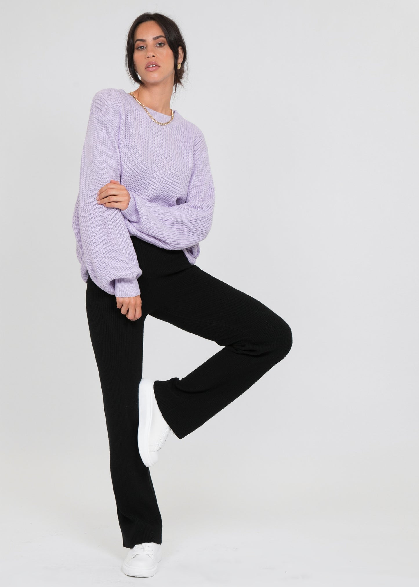 Oversize round neck jumper in lilac