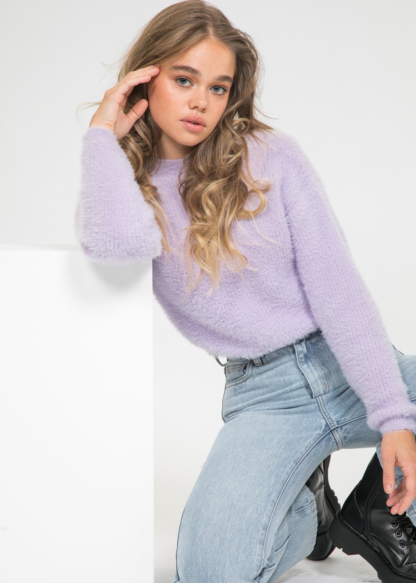 Pull col rond duveteux lilas