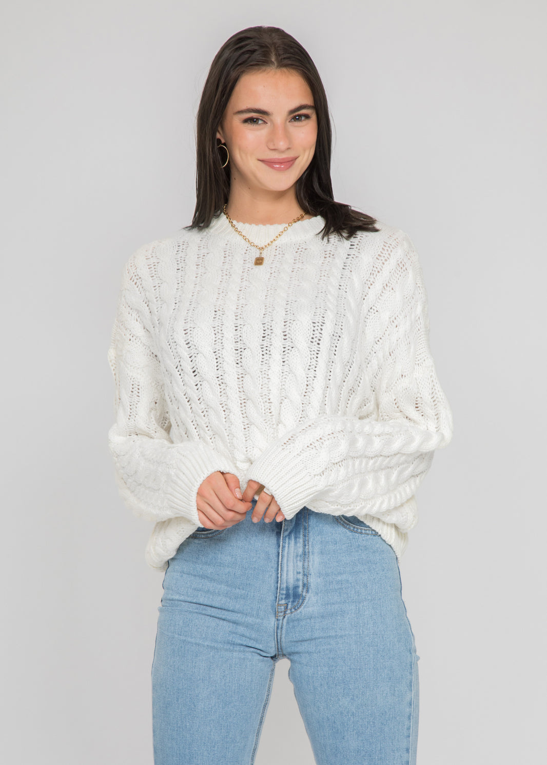 Pull col rond en maille torsadée blanc