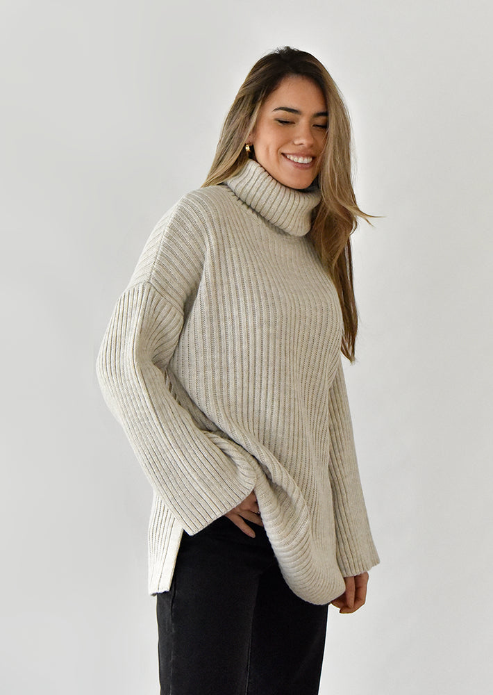 Turtleneck knitted sweater beige