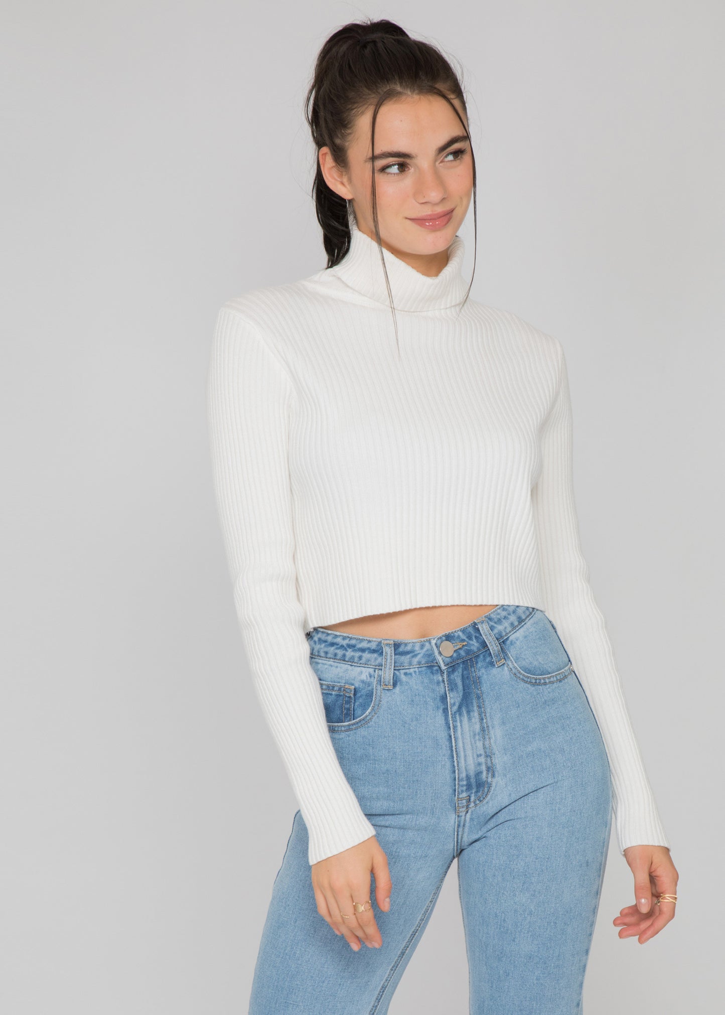 Ribbed roll neck jumper in white