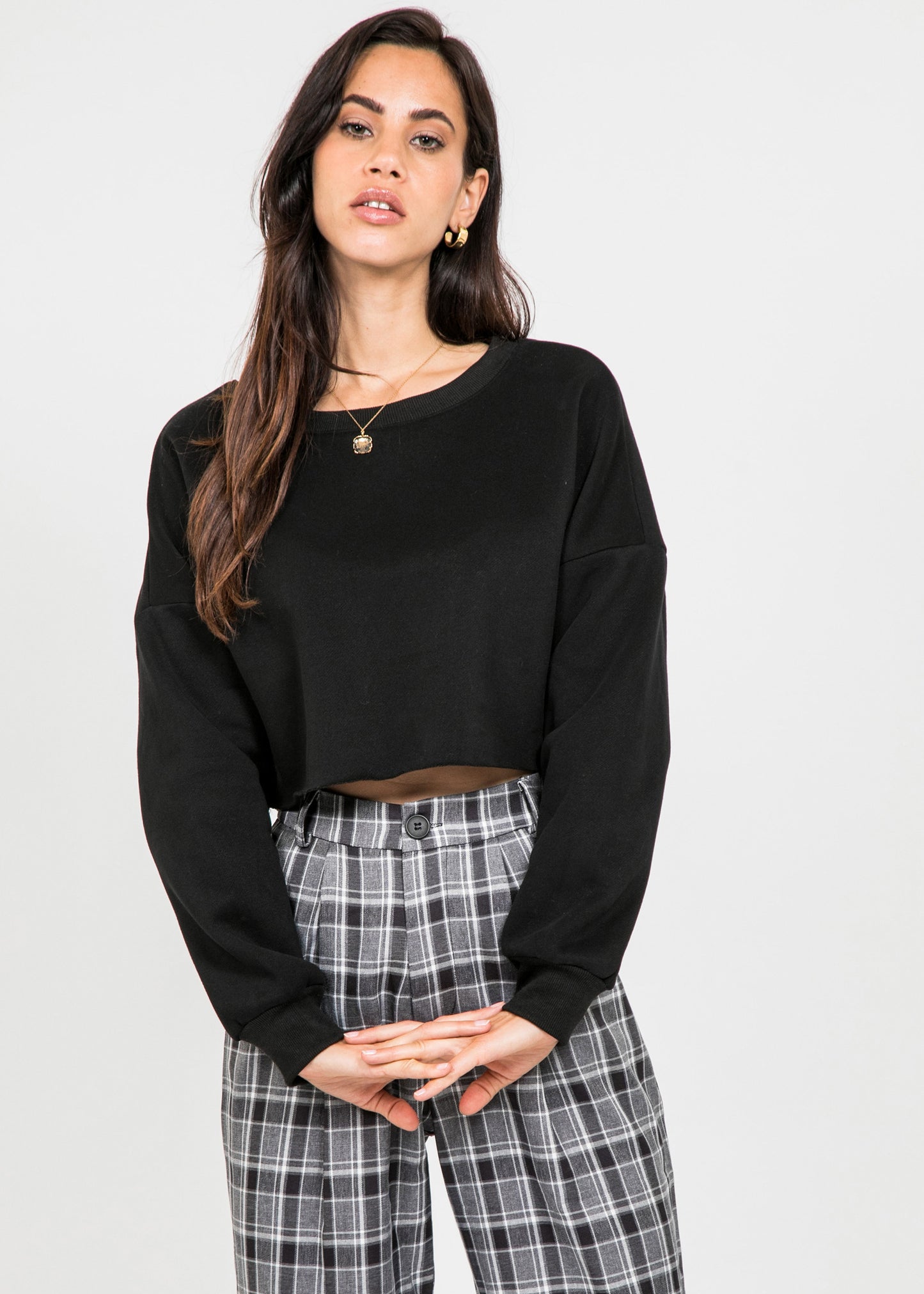 Oversized crop sweatshirt in black