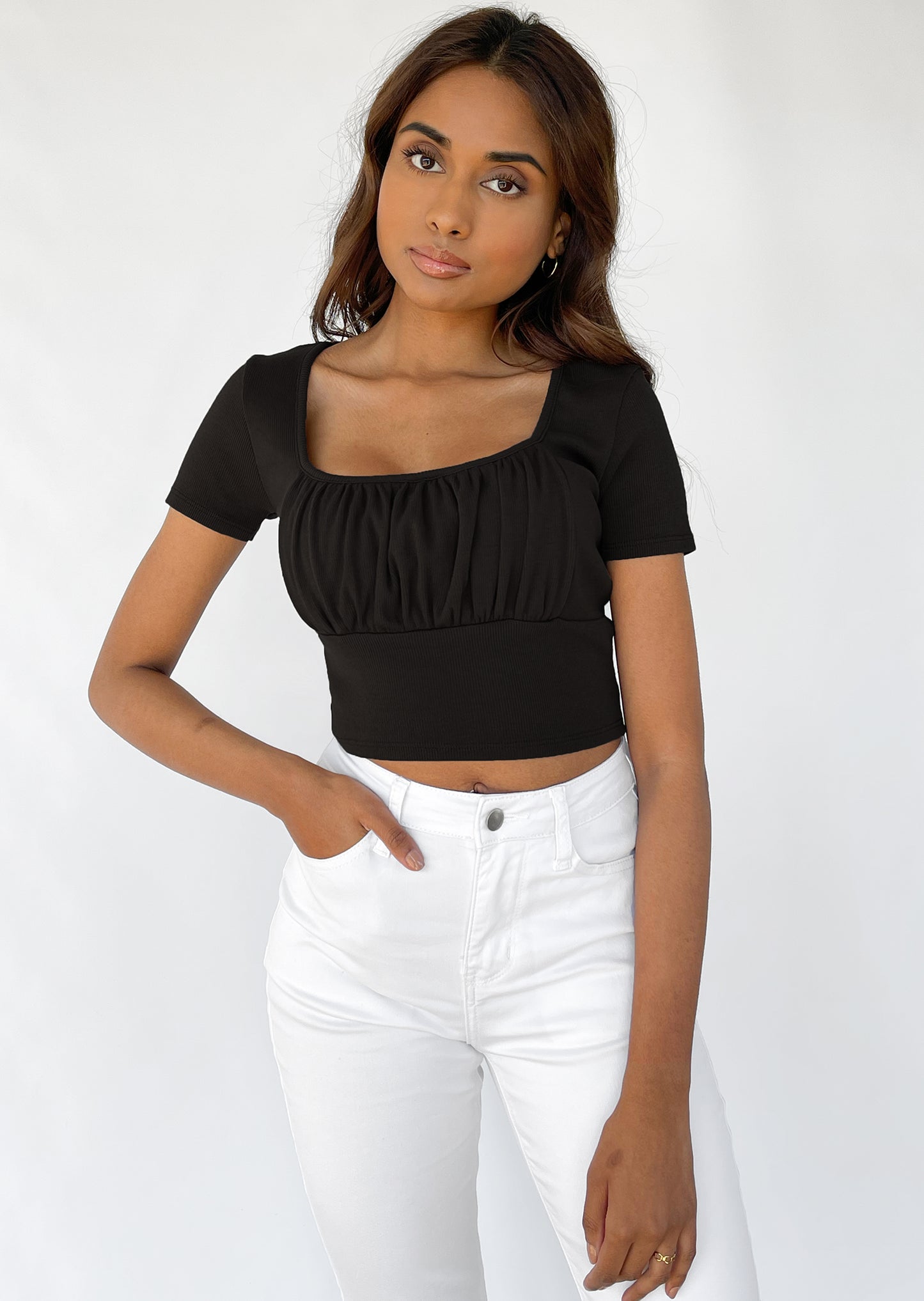 Ruched t-shirt in black