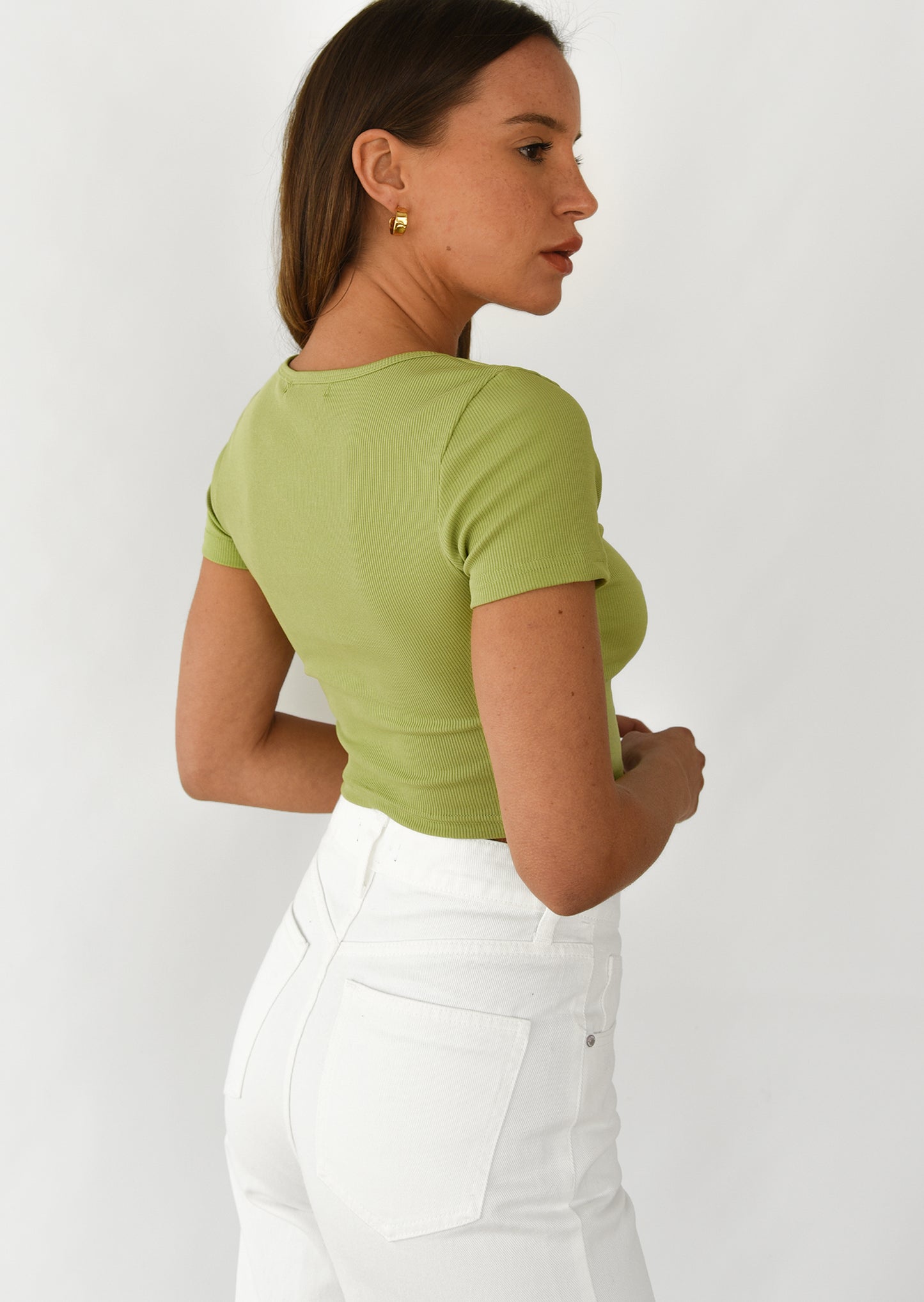 Ribbed top with notch neck in green