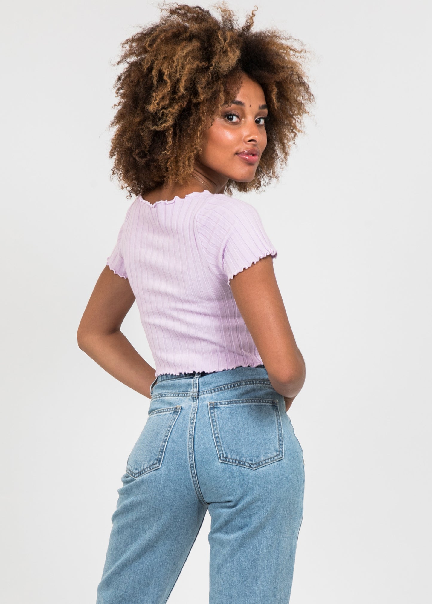 Ribbed top with lettuce edge detail in lilac
