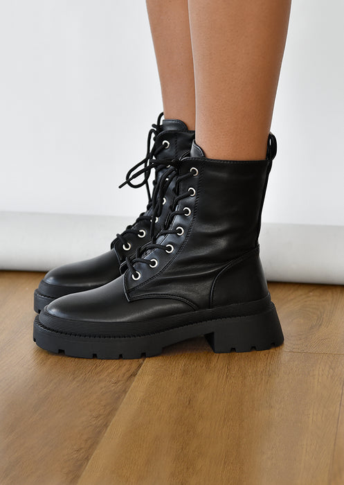Bottines chunky à lacets –